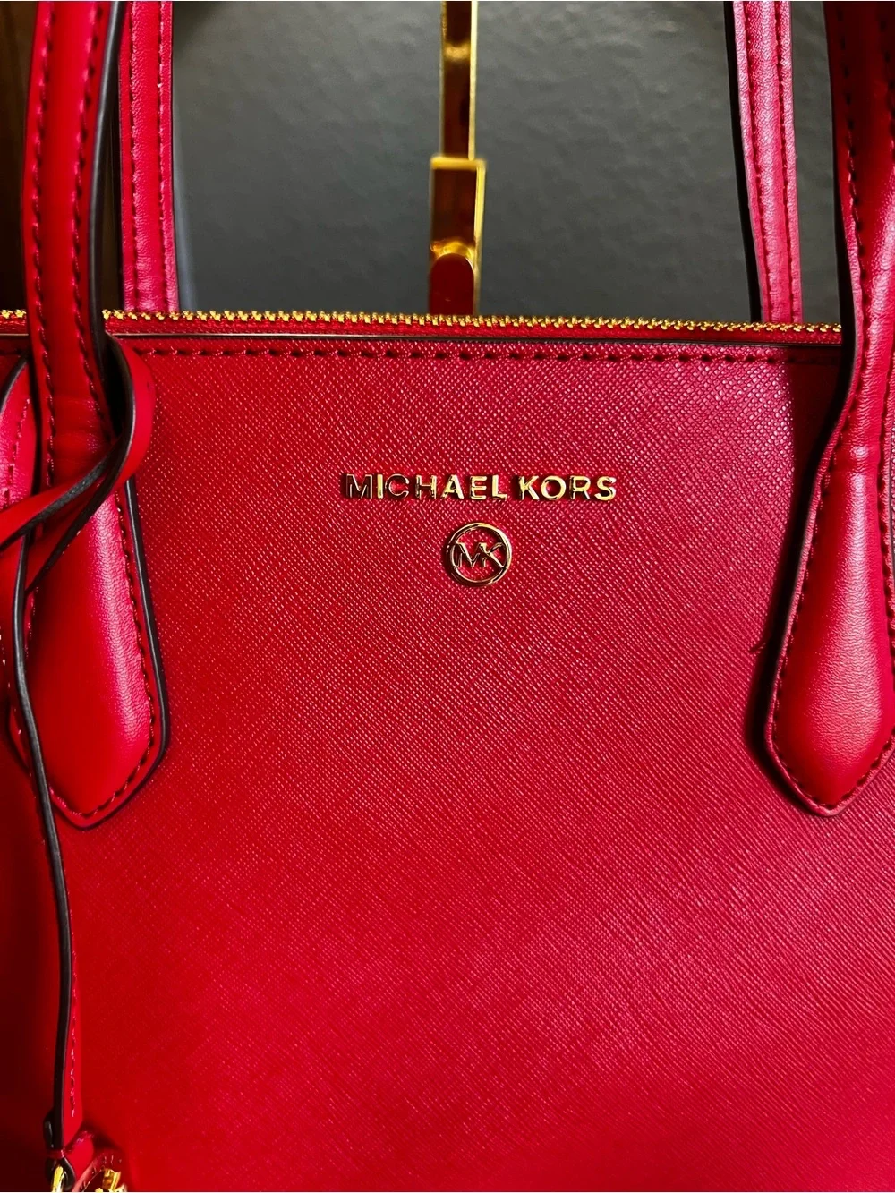 LIKE NEW!!! Michael Kors Bright Red Saffiano Leather Tote with Gold MK Charm - Picture 3 of 16